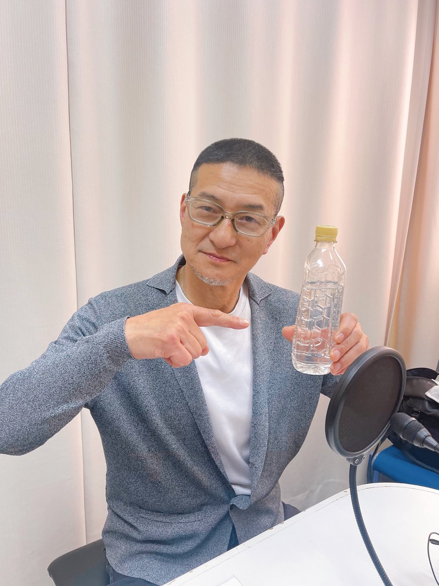 kingolbfm's tweet photo. 本日18:45
■金曜ゴールデンシアター
（第657回）

俳優いってんの
☆昭和ブルース☆

Act.109
「ミズからセキユ?!」

◇出演
内藤いってん
丸山貴成

◎今回の #ショーブル は、昭和にあったウソのようなホント?のお話。現在もまことしやかにささやかれる「石油」に関する裏話🤣お楽しみに

#きんごる https://t.co/Nmf8utmdHR