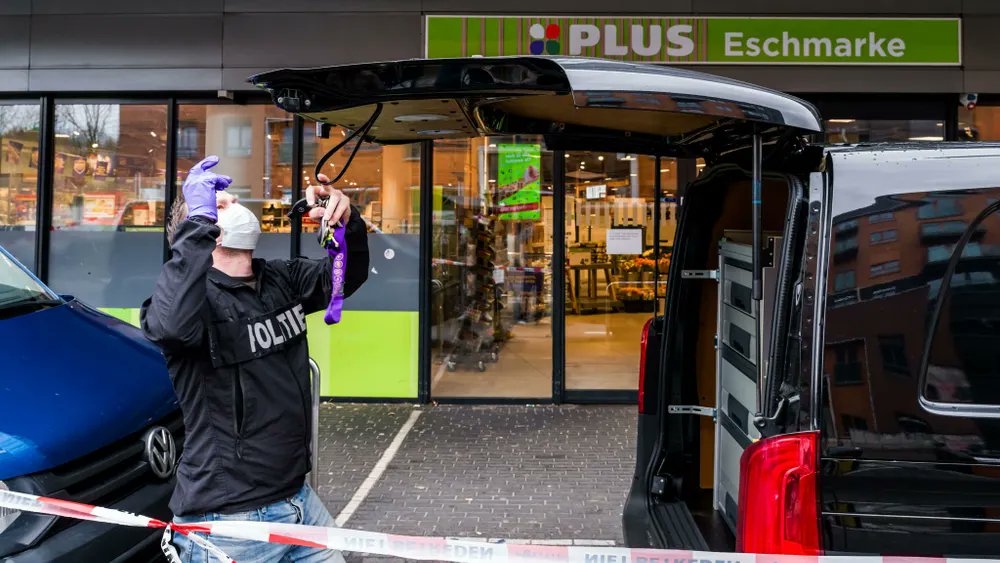 Explosief ontploft in supermarkt Enschede