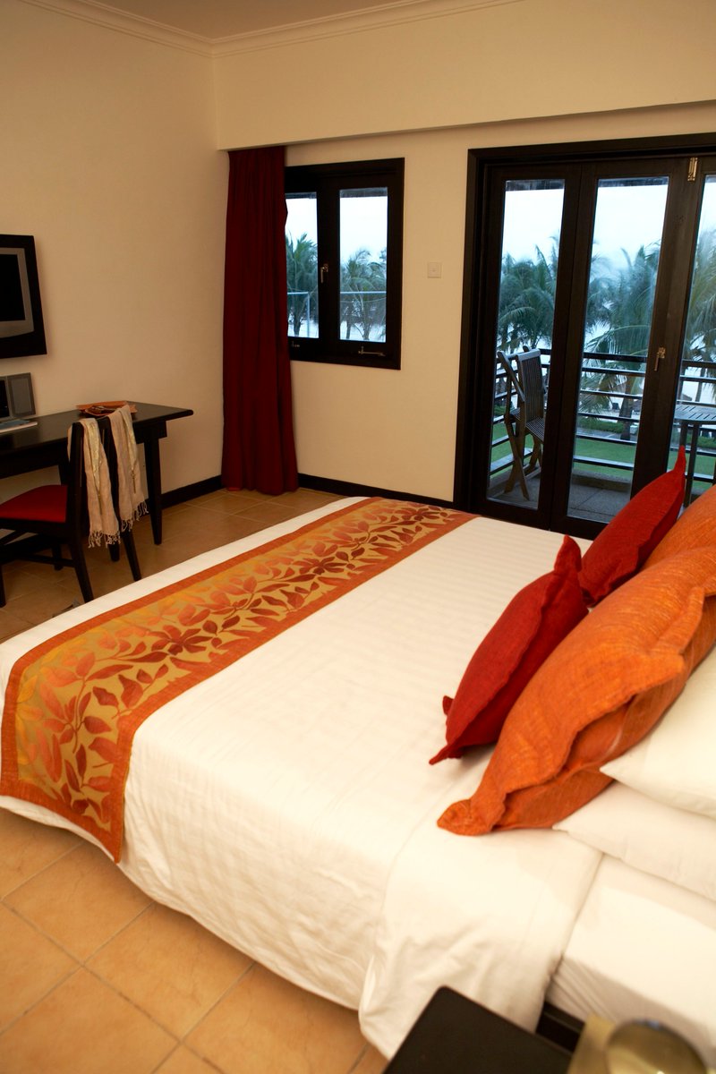 Red Horse tweet media