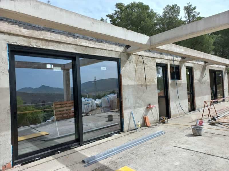 arglas's tweet photo. Ventanas minimalistas de altas prestaciones en aluminio
#puertas #cerramiento #pvc #ventanaspvc #ventanas #passivhaus #ventanasierramadrid #trabajosvidrio #vidrio #cortinascristal #barandilla #mamparas #Passivhaus
https://t.co/O1tAjtBwMk
https://t.co/tKtZTCWSLk https://t.co/yvkjt0281N