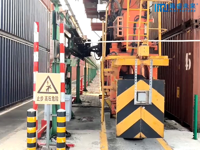 Hirifuture's tweet image. Hiri Future AGSS is an AI-powered gantry crane alignment &amp;amp; positioning system with ≤±3cm accuracy, &amp;lt;100ms response, and ≥99% detection.
Its AI Vision &amp;amp; GNSS dual redundancy ensures stable, reliable crane control and easy PLC integration for intelligent scheduling.
#SmartPort