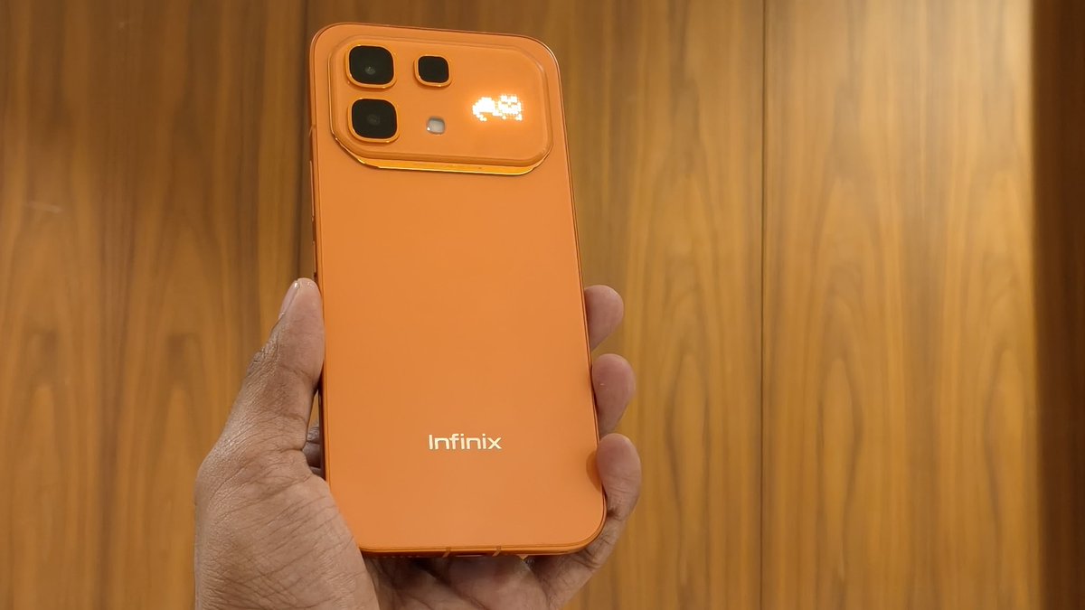mysmartprice's tweet photo. Here's your first look at the Infinix Note 60 Pro!
Thoughts? Share them in the comments section below.
#infinix #infinixnote60pro #infinixnote60 https://t.co/7QBpQD92cX