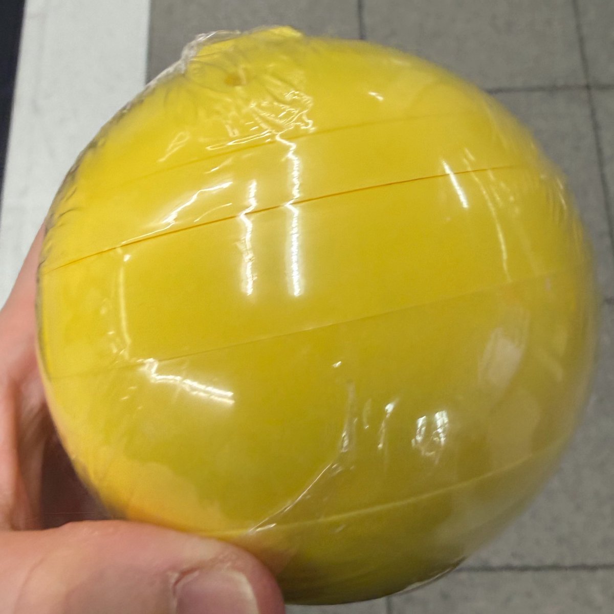 りの@取引 tweet media