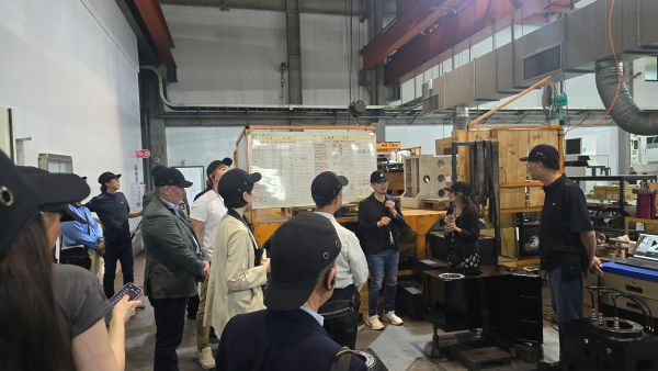 MetalNewsAsia's tweet photo. As part of its recent industry engagement program, TMBA organized a factory visit to Quaser Machine Tools Inc. in Taiwan, offering participants an in-depth look into the company’s evolving role as a global manufacturing solutions provider. 
https://t.co/oU4YLjVwo2 https://t.co/Pj3XRrf6b2