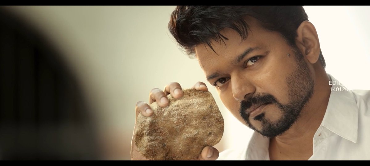 BillaEdits's tweet photo. Ena daa Netflix Print la erakitinga😷🏃

Anyone want link follow&amp;dm

#JanaNayagan https://t.co/dtmMNDnpHz
