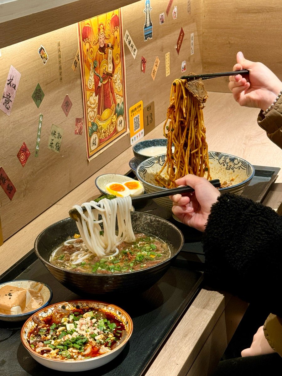 artata73's tweet photo. Late-night cravings We’ve got your cozy fix—steaming ramen, crispy gyoza, and warm sake, right here till 2 AM. Come in, grab a seat, and let the day melt away. https://t.co/4UDPHtoC8l