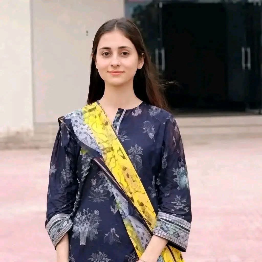 إِنَّا لِلّهِ وَإِنَّـا إِلَيْهِ رَاجِعونَ 🥲
A 3rd-year MBBS student, Fehmida Laghari of Muhammad Medical college Mirpurkhas, has committed suicide, because of harassment by a teacher named Abid, &amp; abdullah, her father claims 💔💔

إِنَّا لِلّهِ وَإِنَّـا إِلَيْهِ رَاجِعونَ 🥲