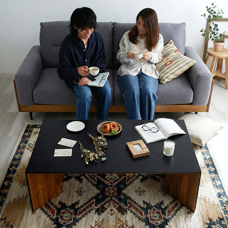 ymworld1's tweet photo. 「ちょうどいいサイズ感」のローテーブル。

ソファ前で使いやすい高さと広さ。
毎日使うから、このくらいが一番いい。
▶ https://t.co/HsfZT3hHS8

#インテリア #一人暮らし https://t.co/G5jLapvFQo