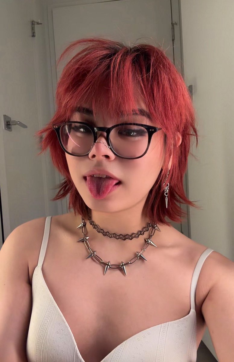 JuniorSmit5729's tweet photo. am proudly a trans girl always available for hook up and sexy content https://t.co/1VQcDIXWwj