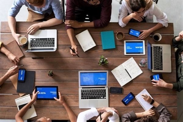 toctocsocial's tweet image. L’IT-Wallet arriva, ma il voto digitale in Italia resta al palo. Tra incompetenze e nuove regole UE, come cambia il lavoro? Nella newsletter di aprile analizziamo i fatti (non le chiacchiere) su #identitàDigitale, #ESG e Big Tech.
Link nel primo commento ⬇️

#TechNews #ITWallet