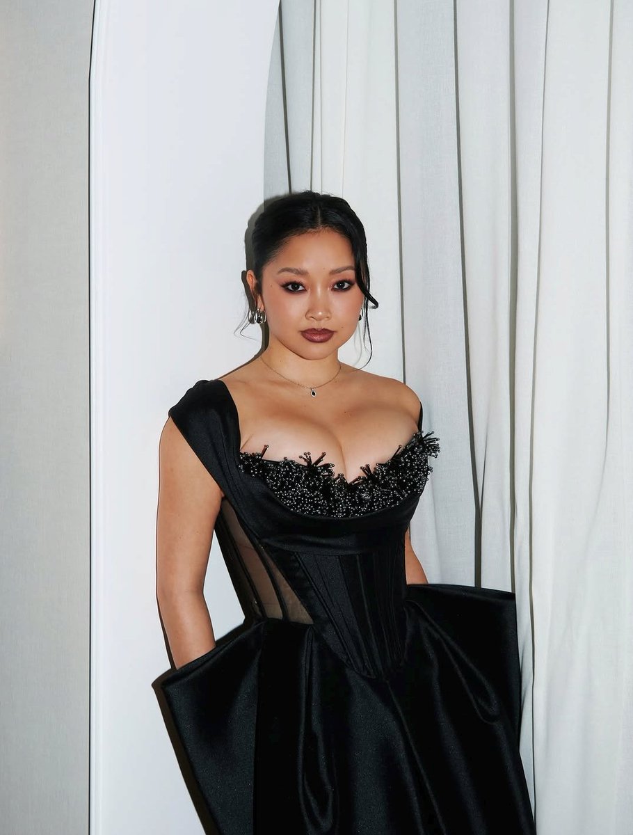 Dizz - Celebrity Fan Account tweet media