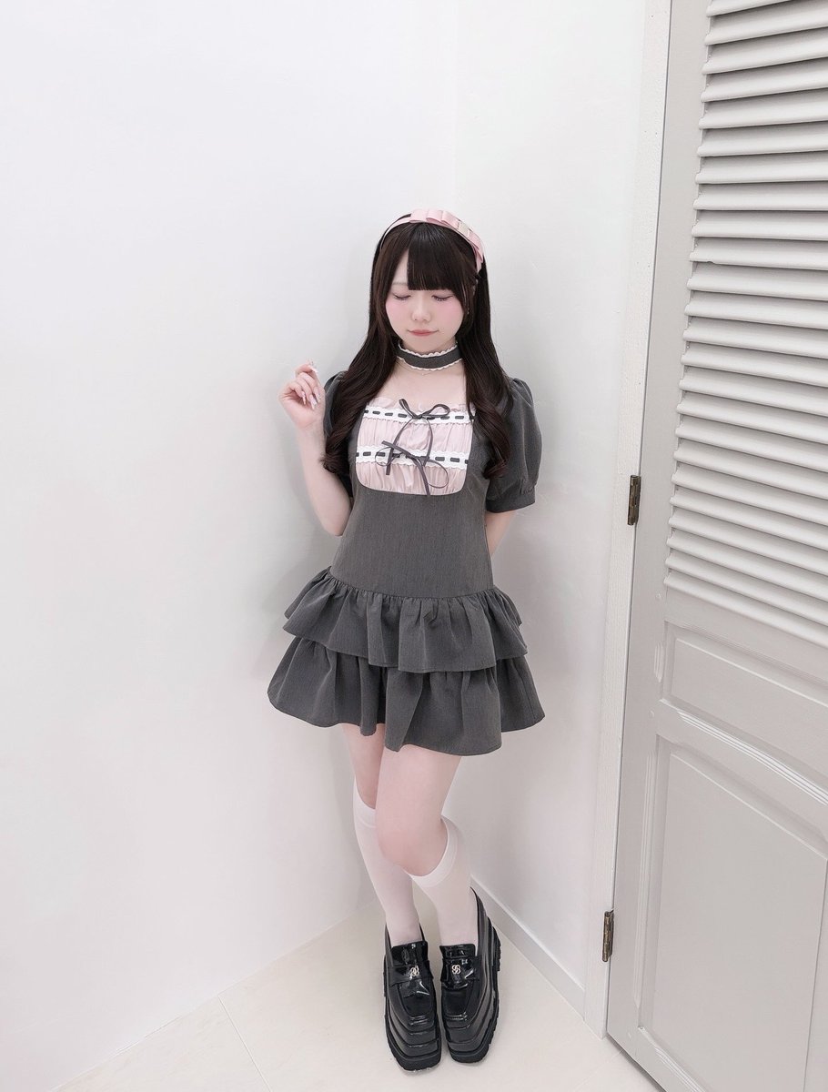 evelyn横浜店 ♡𝑐𝑜𝑚𝑖𝑛𝑔 𝑠𝑜𝑜𝑛♡ #チョーカーツイードOP price