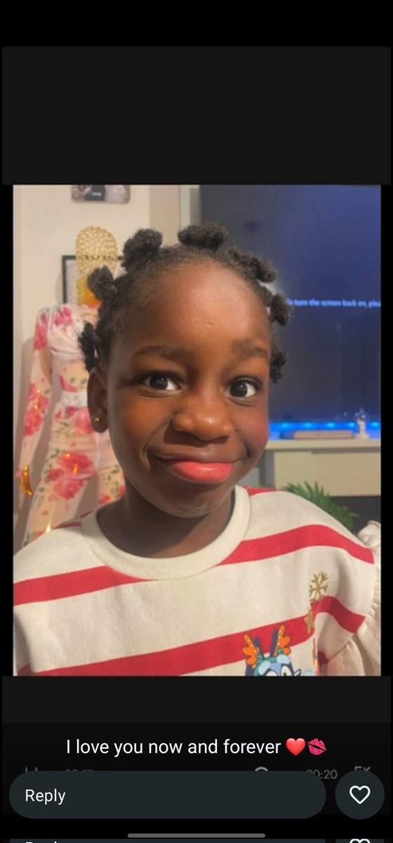 CartRoyalng's tweet photo. My daughter really said she’s the prettiest girl in the world 😭❤️

I looked at her… and I couldn’t even argue.
Should I have? 😅

Tife likes Canada UK  France Israël and just Lekki
Davido, Burna BOY, Adekunle Gold and Simi... https://t.co/GWShC5BADH