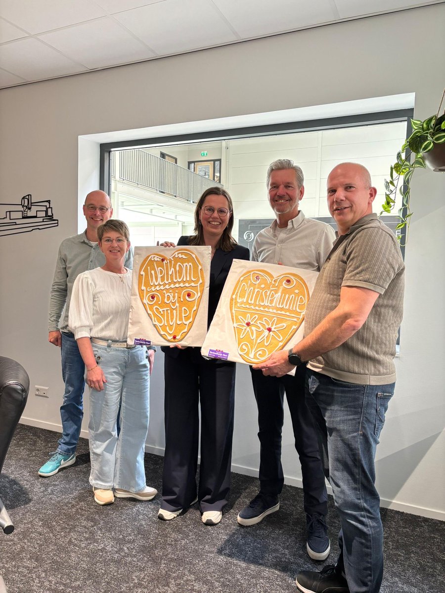 Pieter de Vos tweet media