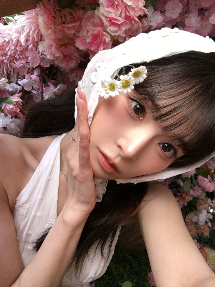 triplescosmos's tweet image. 春だねー •̀⩊•́

#tripleS #트리플에스 #トリプルS
#トリプルエス #トエス
#Kotone #코토네 #コトネ