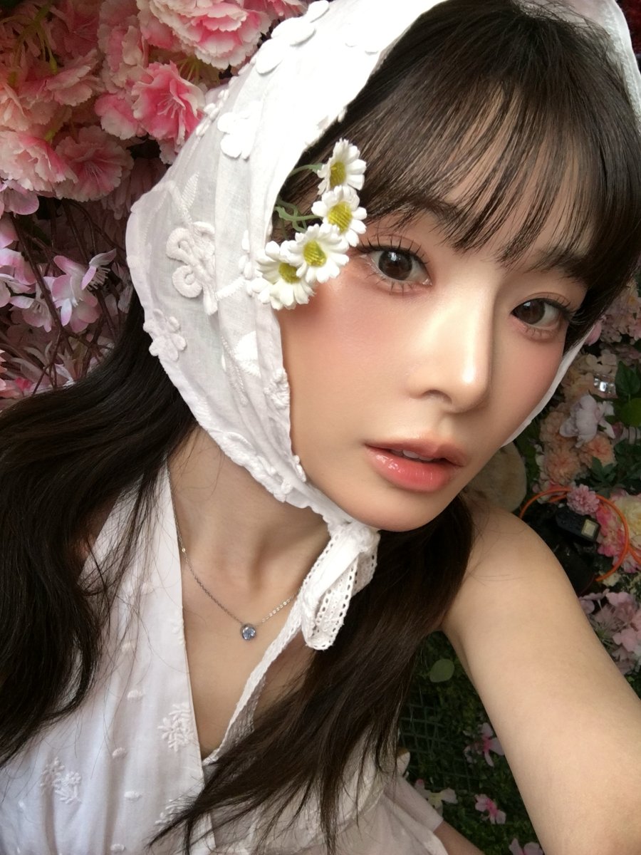 triplescosmos's tweet image. 春だねー •̀⩊•́

#tripleS #트리플에스 #トリプルS
#トリプルエス #トエス
#Kotone #코토네 #コトネ