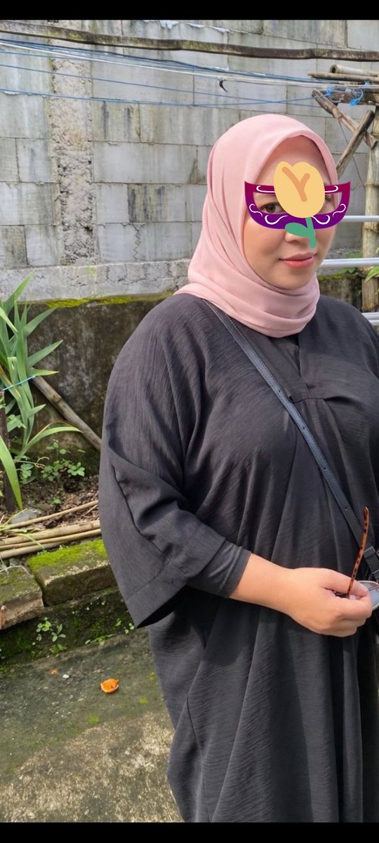 RemajaLabi42955's tweet photo. Yuk yang deket deket aja https://t.co/SWxoR1IDNL