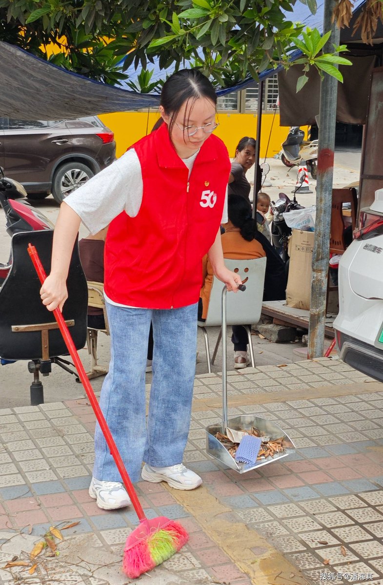 ลุง หนวด tweet media