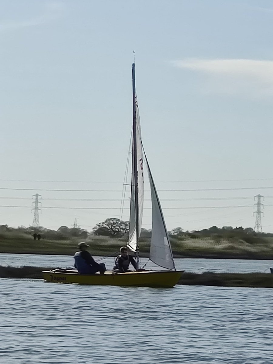 Eyott Sailing Club tweet media