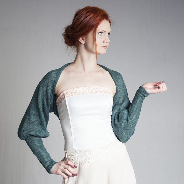 SuperSoftKnits's tweet image. #NorthSea #mohair #silk #handmade #Wedding #jacket #PuffSleeve #Sweater #Bridesmaid #coverup 

shorturl.at/AiCtg