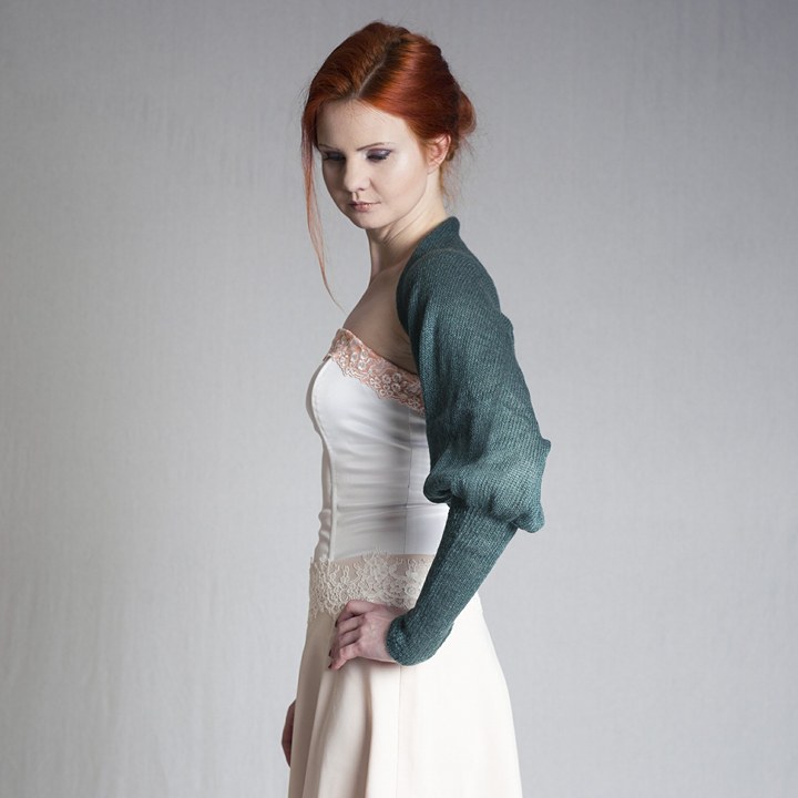 SuperSoftKnits's tweet image. #NorthSea #mohair #silk #handmade #Wedding #jacket #PuffSleeve #Sweater #Bridesmaid #coverup 

shorturl.at/AiCtg