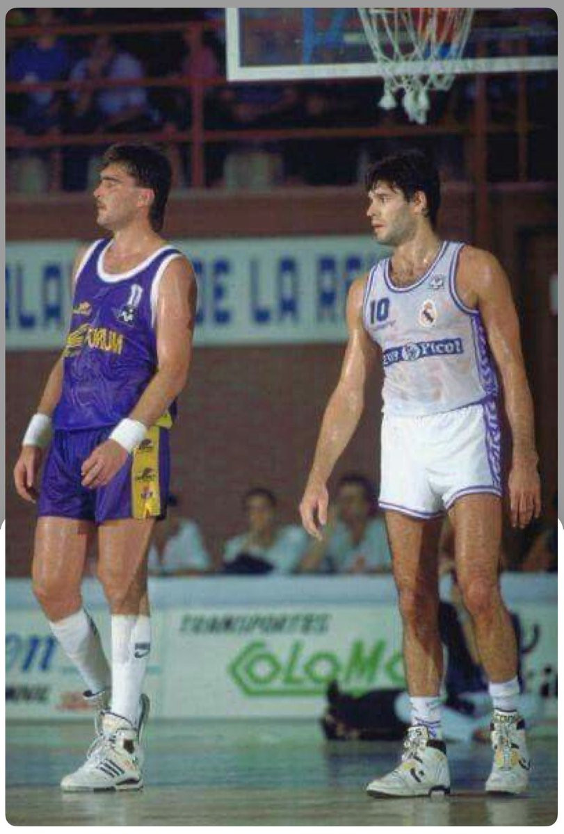 Los dos mejores pivots de la historia del Real Madrid. Dos jugadores únicos e irrepetibles. Pioneros en la llegada de europeos a la NBA. Habría sido increíble verles jugar juntos.

Arvydas Sabonis &amp; Fernando Martín. #Leyendas