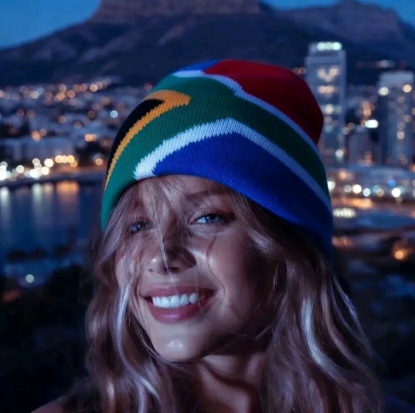 Olivia Sullivan tweet media