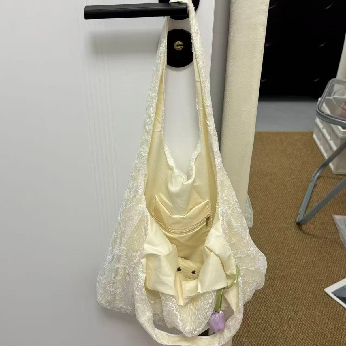 cloudyhees's tweet photo. OPEN PO CHINA 6-30 APRIL 2026🇨🇳

Summer Lace Bag✨️

Material : canvas
Price : IDR 200.000 (Bersih INA + Packing)
Note : Harga di atas belum termasuk ongkir ke alamat tujuan

DM FOR REAL PICT YA😊 https://t.co/U8oRU5ln6P