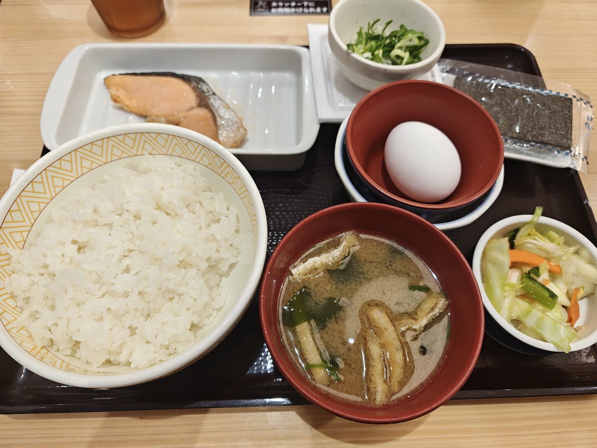 マナト tweet media