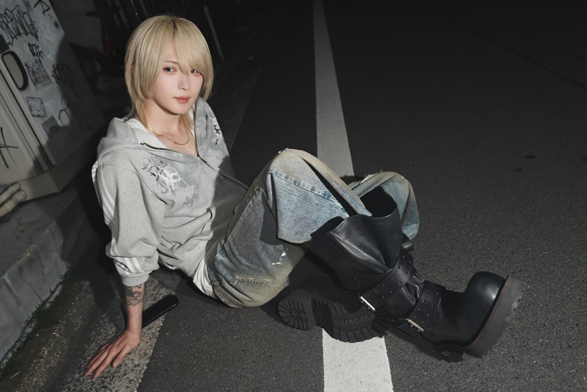 iです。 tweet media