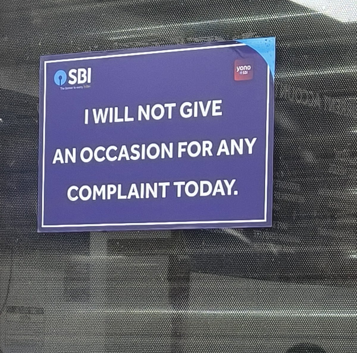 Uday021266's tweet photo. @OfficialSBICare a working mc is switched off during customer banking time.
Cust Pledge- SBI (Nigdi, Pune)
"I WILL NOT GIVE AN OCCASION FOR ANY COMPLAINT TODAY." a slap on  SBI CHAIRMAN'S  face.
Cheque deposit mc works to serve SBIclerkship. Other banks its 24X7 for customers https://t.co/kOiwjhVKH6