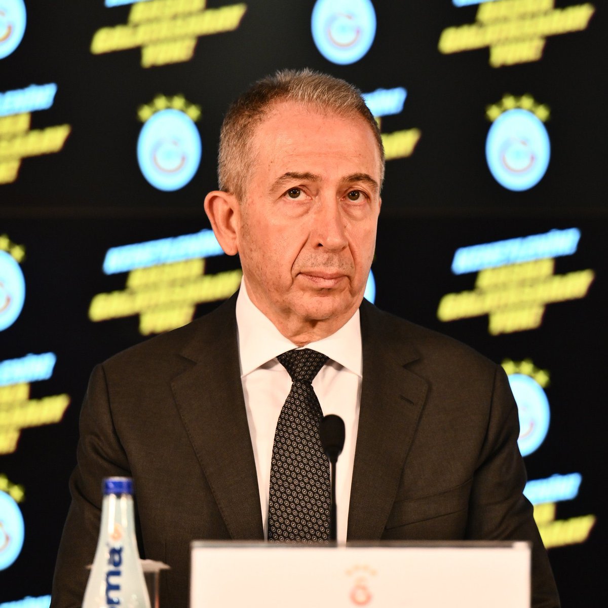 Pusholder tweet media