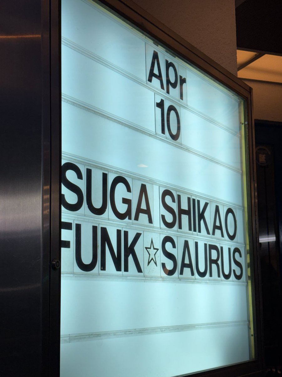 mipokos's tweet photo. 入場の報告すらしてないけど、
楽し��ったよー
#FUNKSAURUS https://t.co/4uTCTZaY6R
