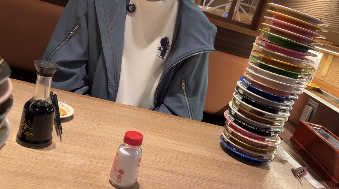 おっちさんと石川旅行行ってきた！
トラブル続きだったし物も失くしたけど楽しかったし食も満喫できた🍣
詳しい話は後日配信でする！

旅行中撮影した動画はライブの特典になります！