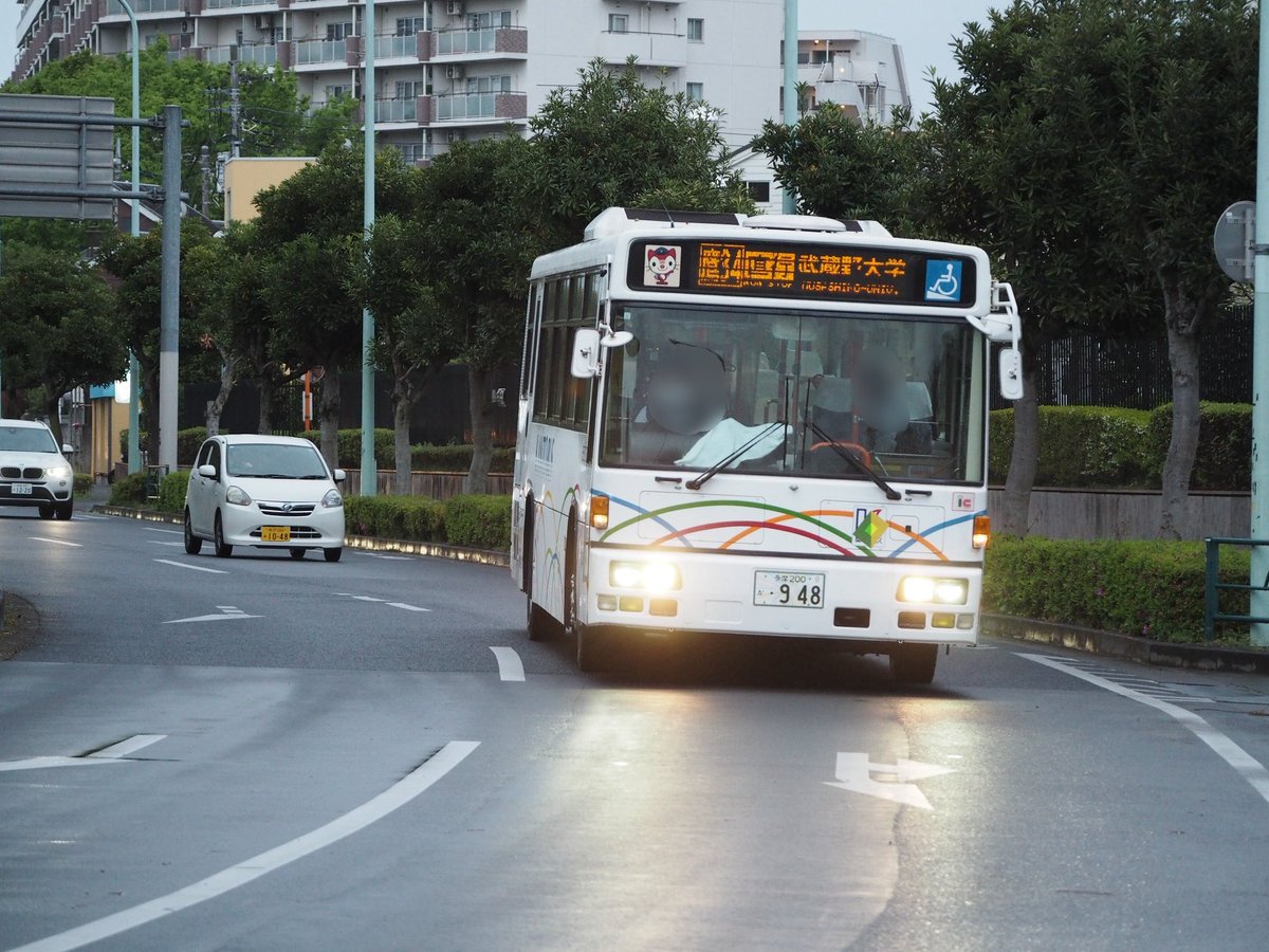 QDG0808's tweet photo. 4/10
関東バスB5003

運用復帰した関東バスのワンロマを撮影！
#関東バス https://t.co/a3T5zTvyoR