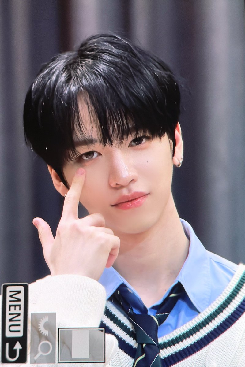딤플 tweet media
