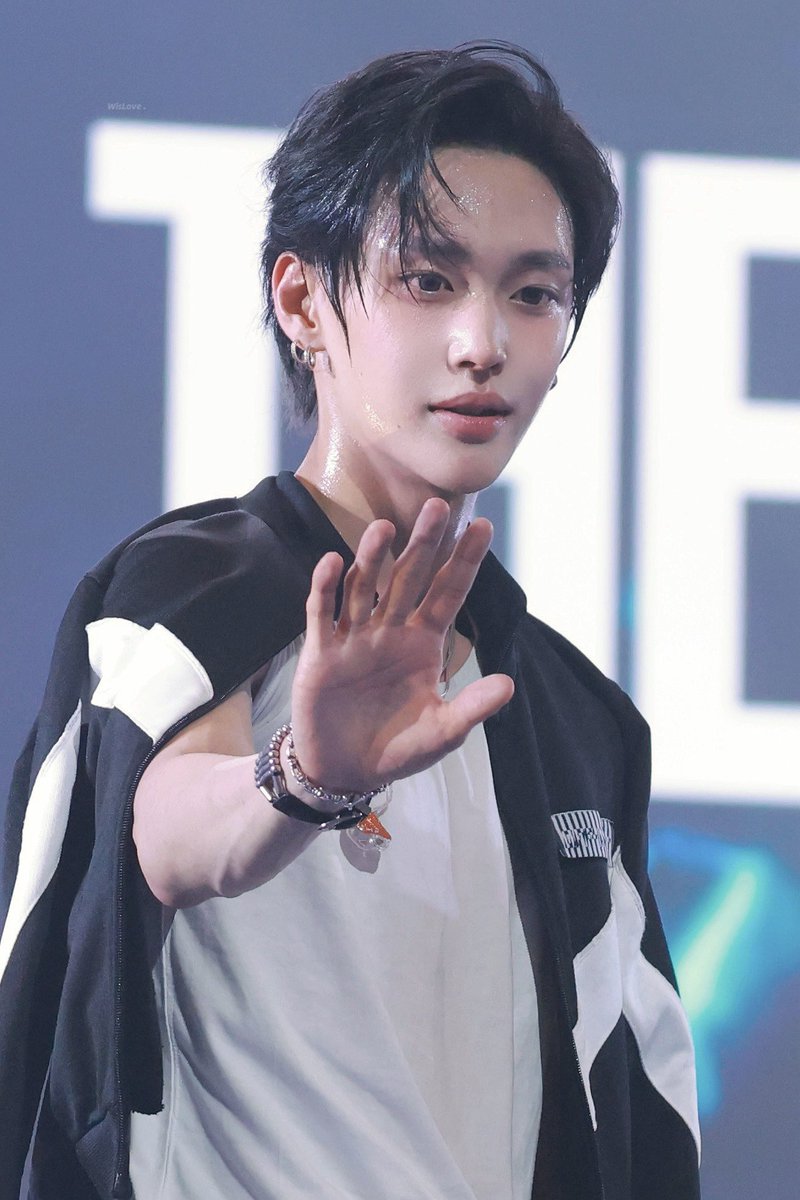 𝙒𝙞𝙨𝙇𝙤𝙫𝙚. tweet media