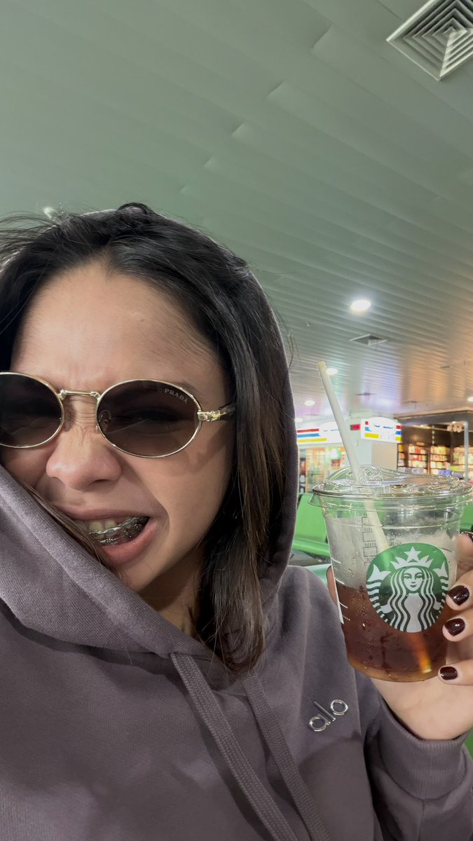 Agasta steinfeld tweet media