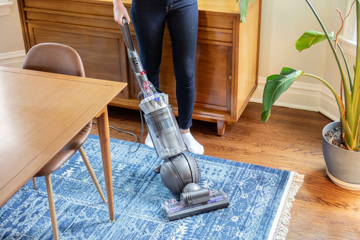 DustinMPeyser's tweet image. The Last Thing You Should Always Clean dlvr.it/TRyvDS 👉 Reveal Your ROI bit.ly/MyHomeAI 👈 #SpringCleaning #CleaningTips #HomeCare #OrganizeYourSpace #HomeMaintenance