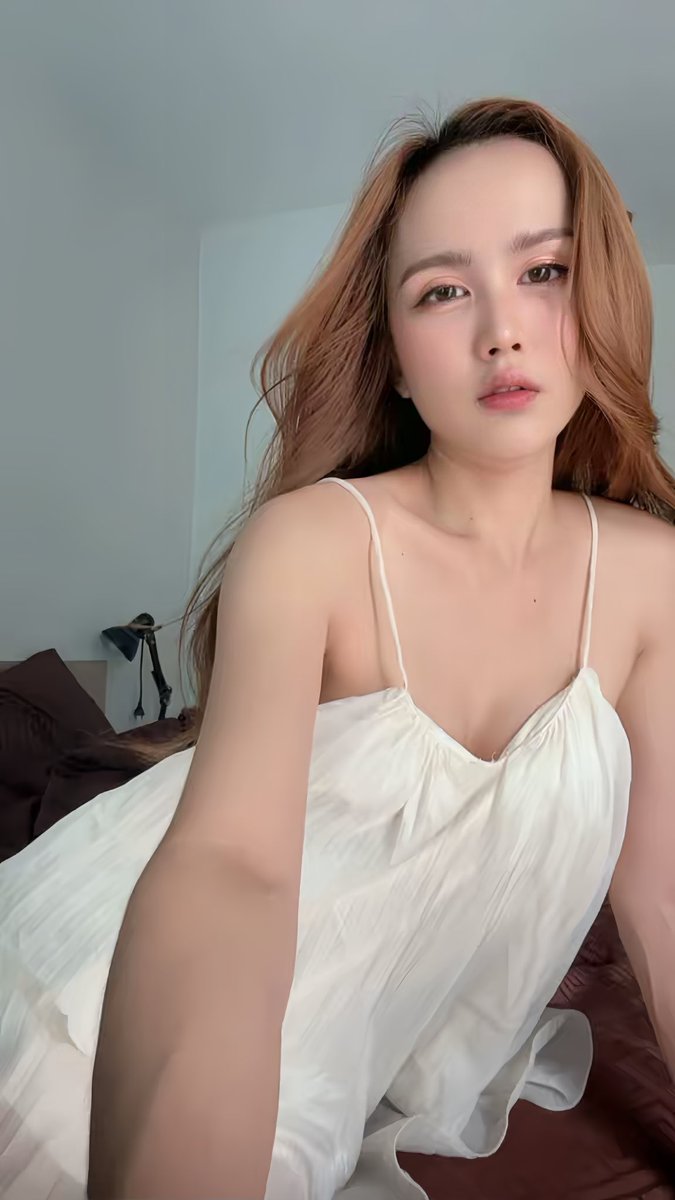 สาวสองยังไม่แปลง tweet media