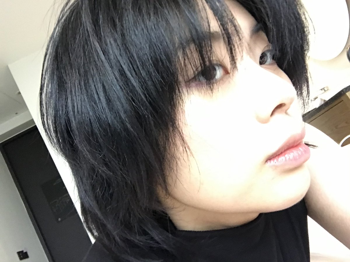 omuricekiller's tweet photo. 외모 자랑 좀 할게요............ ㅈㅅ https://t.co/hPMg2Dr1hn
