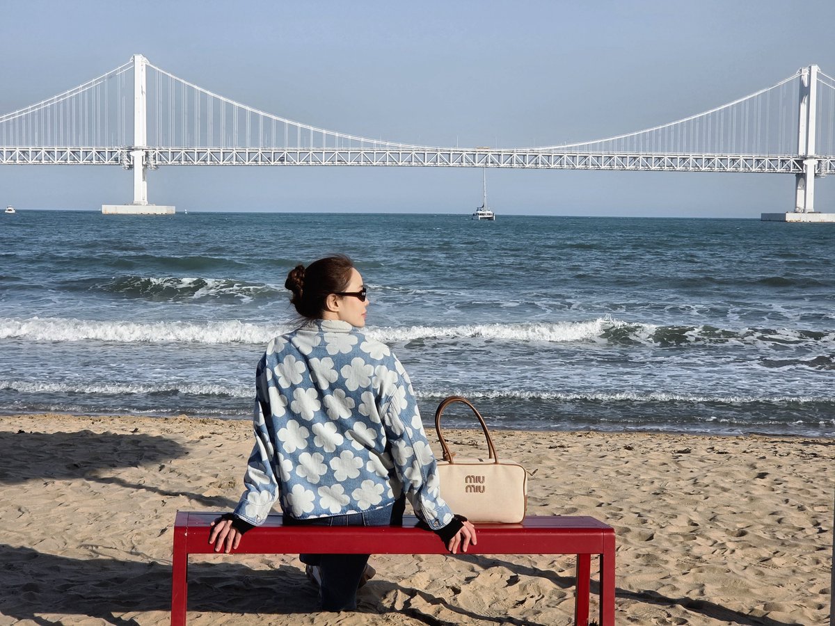 Buztozai tweet media