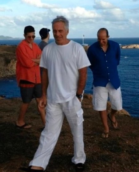 MIKDUB🇺🇸🍀🌊 tweet media