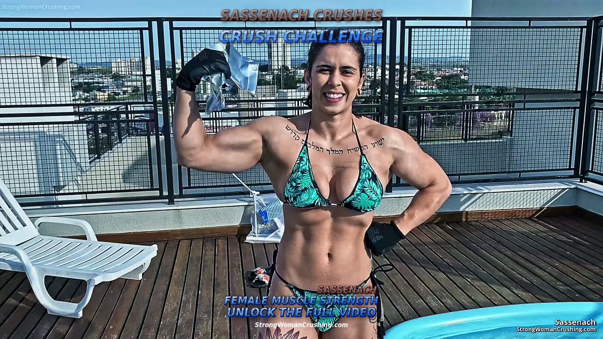 StrongWomanCrushing.com tweet media