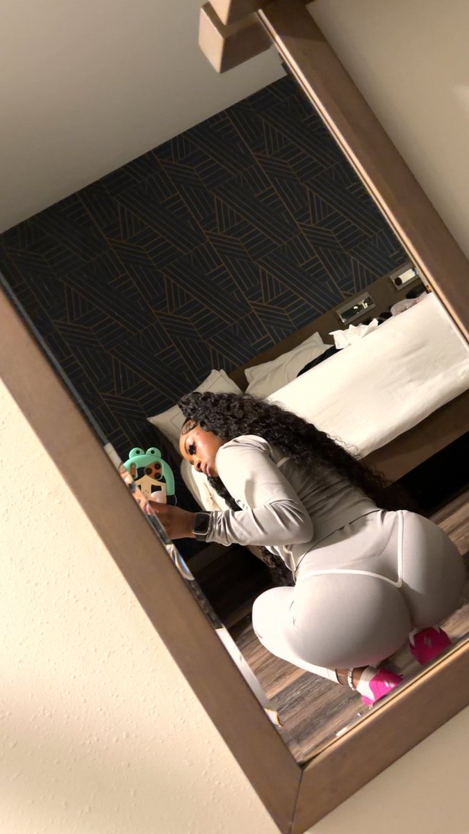 skynami takes over 🥵 tweet media