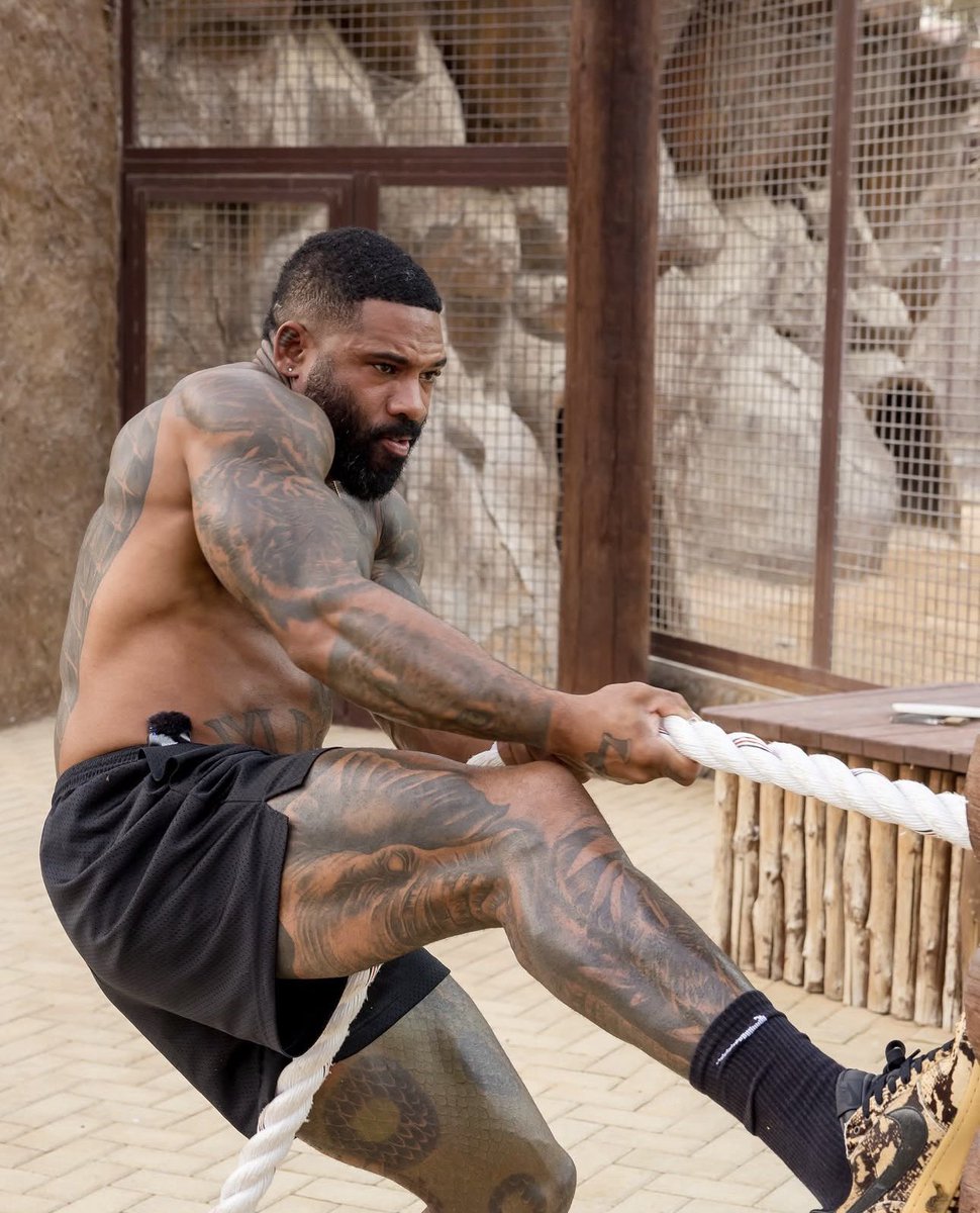 𝔭𝔞𝔭𝔞𝔠𝔦𝔱𝔞. tweet media