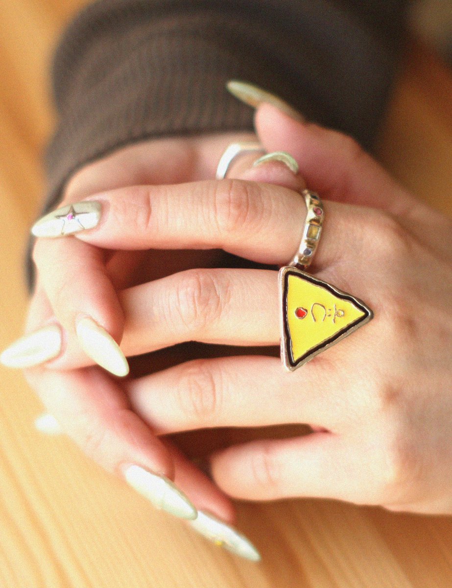 SLEEPYY™️ tweet media