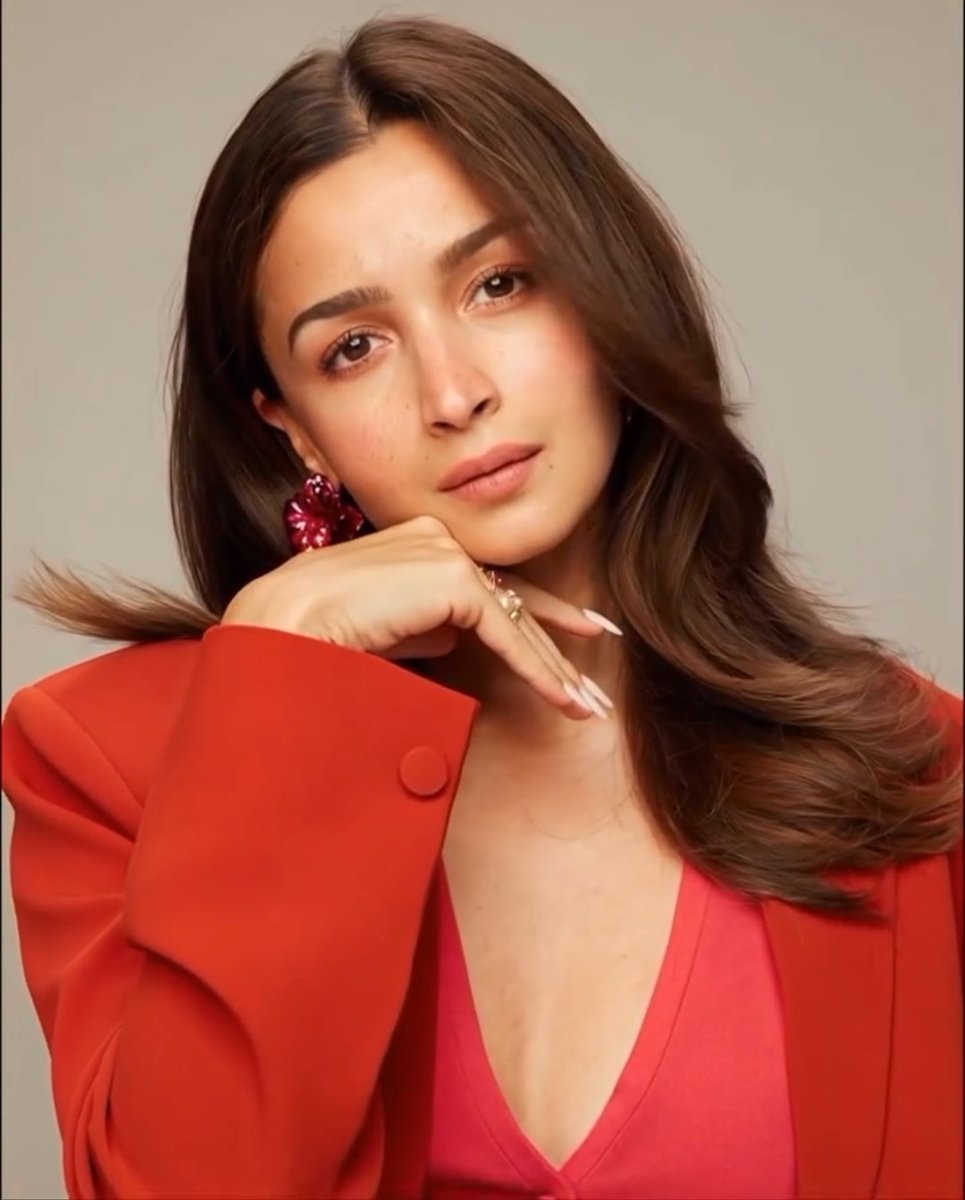 CineBuff2003's tweet image. Alia Bhatt latest ♥️📸
Becomes Brand Ambassador Of #Myntra ✅ #AliaBhatt