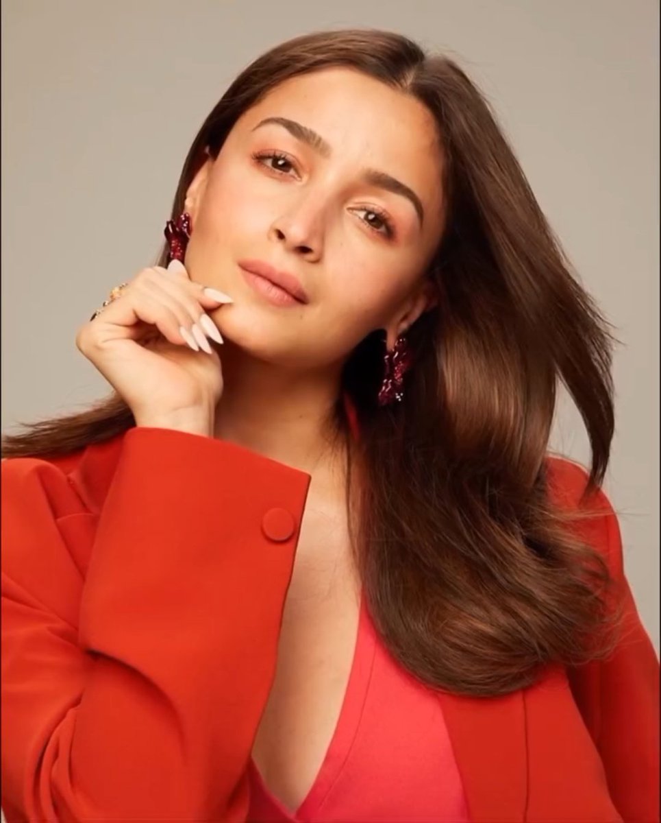 CineBuff2003's tweet image. Alia Bhatt latest ♥️📸
Becomes Brand Ambassador Of #Myntra ✅ #AliaBhatt