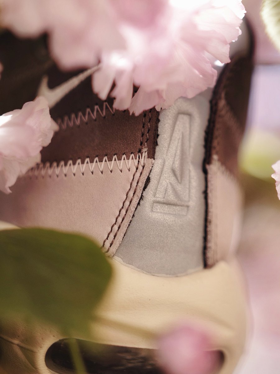 opticrendition's tweet photo. Spring 🌸
A Ma Maniere x Nike Airmax 95 Diffused Taupe/Phantom
#airmax95 #amamaniere #nike https://t.co/speXgUmV5t